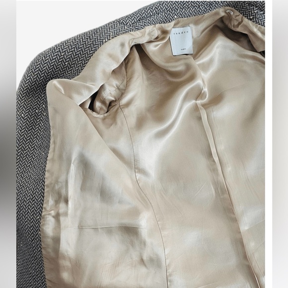 Sandro Herringbone Blazer with Sequin and Matching Short Set Size 38/40 - Picture 6 of 10